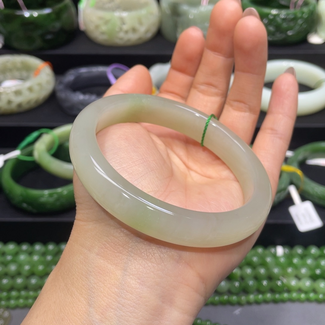 和田玉手链62圈口 编号11未镶嵌