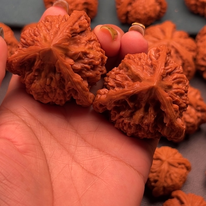 嘿***i吊坠文玩核桃88888888