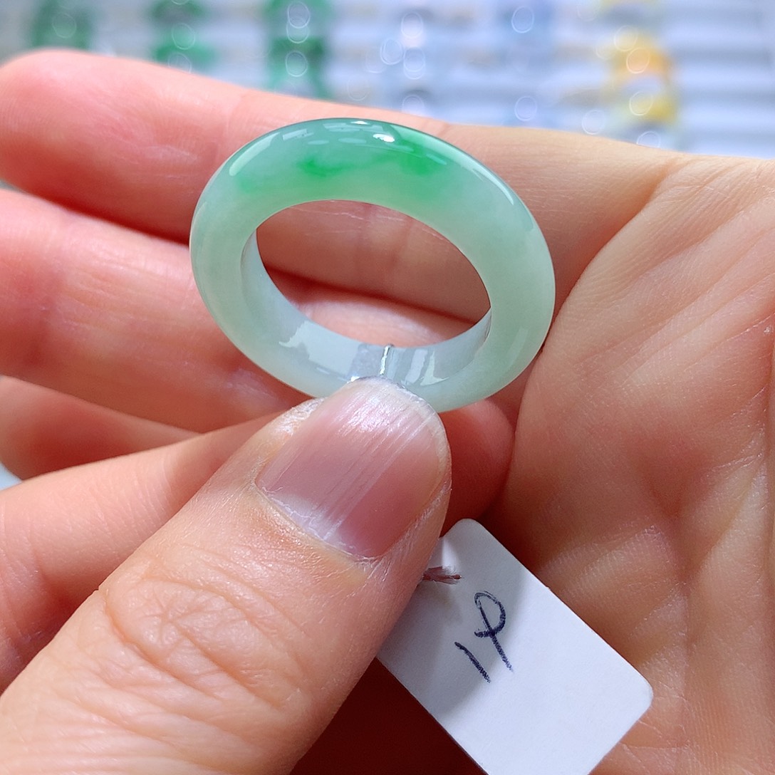 翡翠戒指未镶嵌19号