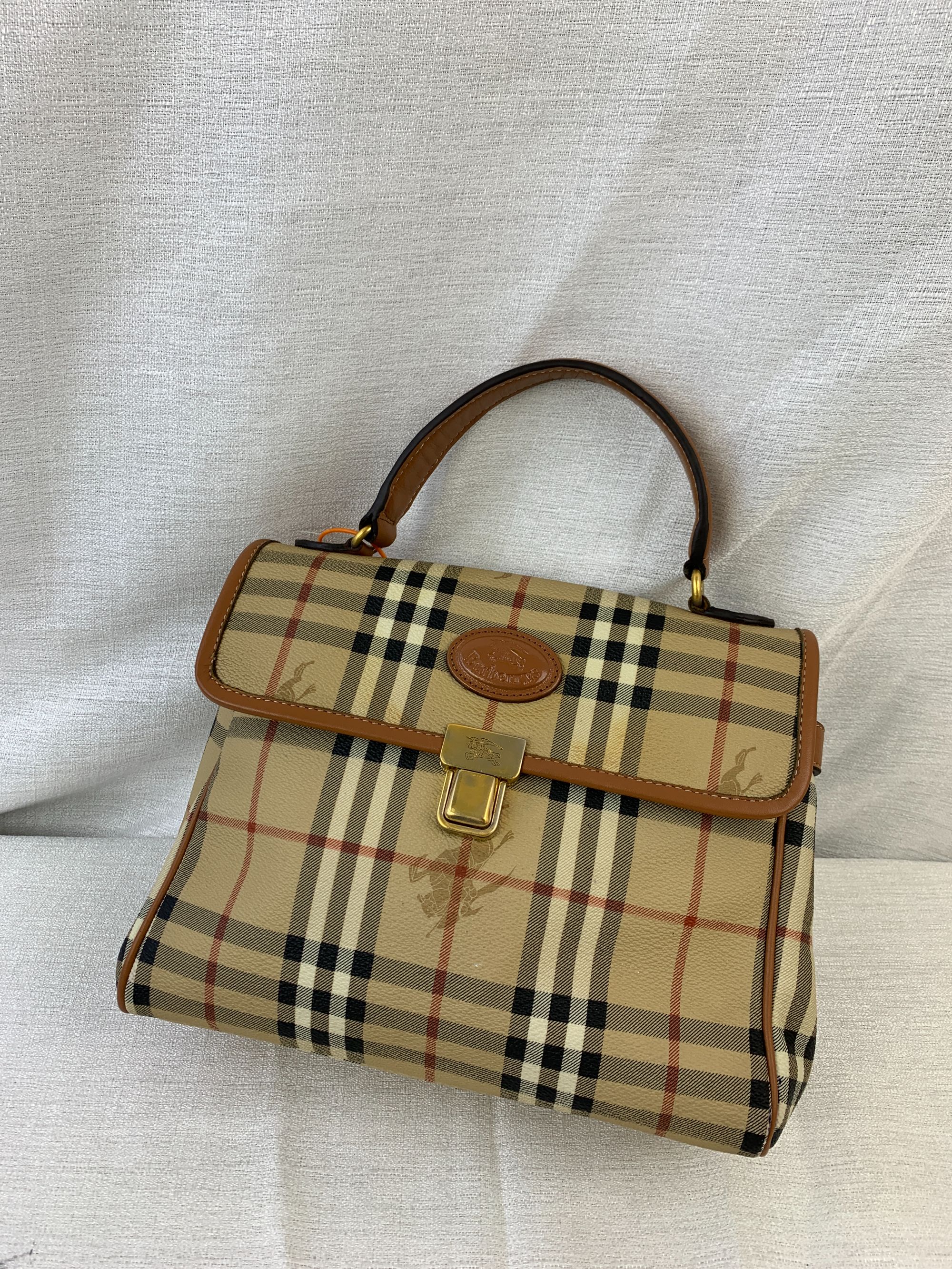 修复品BURBERRY/博柏利 战马格纹公文邮差包/EE11909059/9059