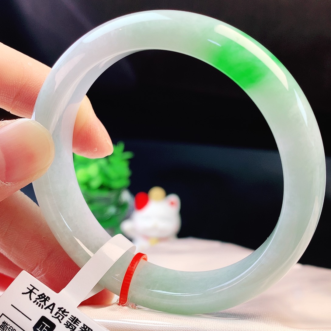 未镶嵌手镯翡翠55圈