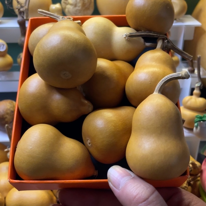 牛***。看好下单默认微微