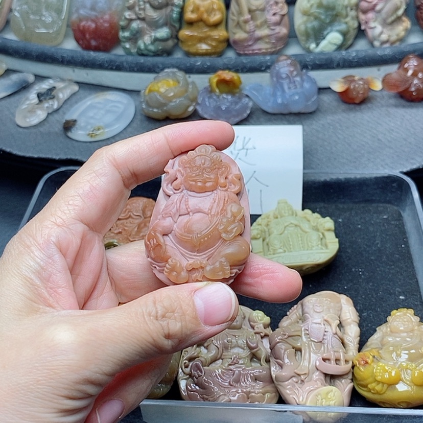 【闪购商品】定制石英质玉吊坠未镶嵌