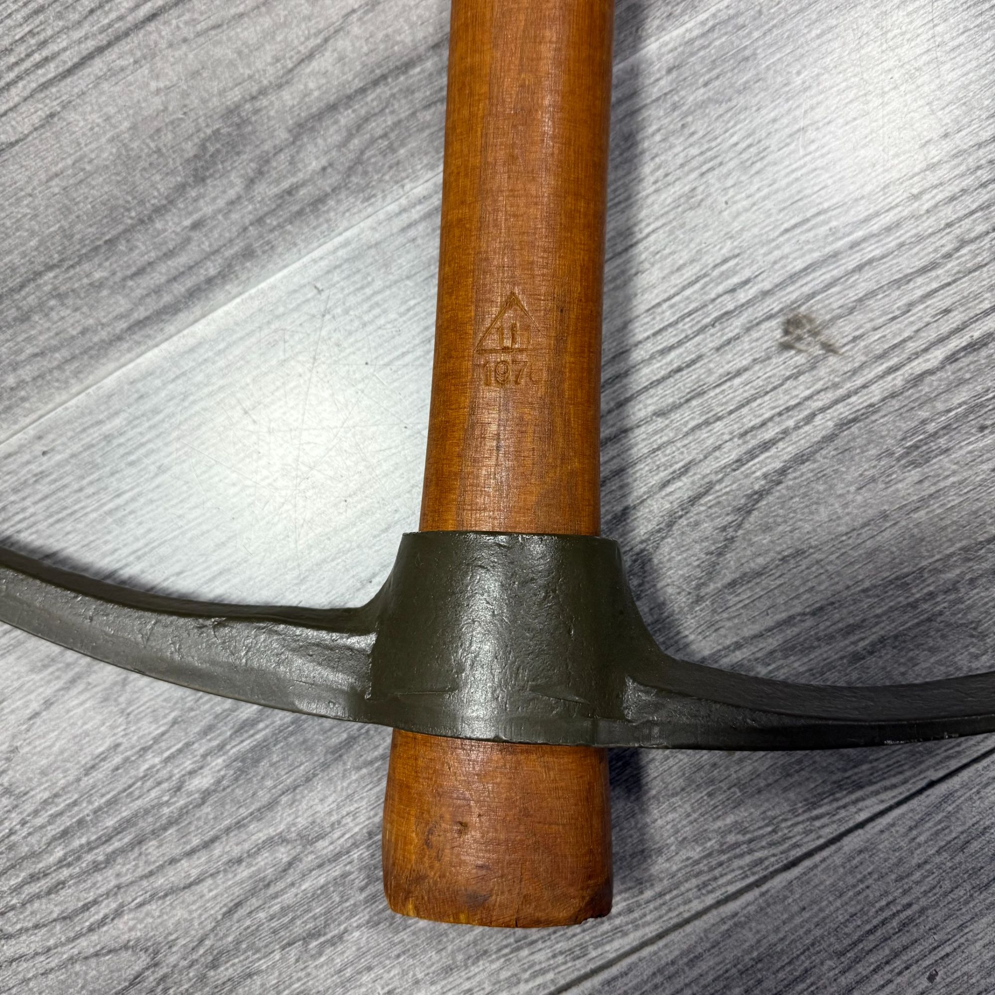 老货库存工兵镐户外工具经典款十字镐