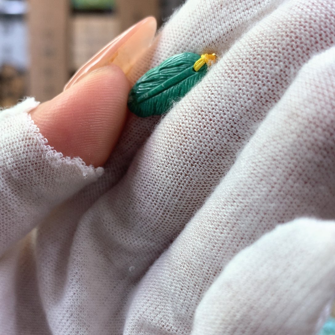 绿松石未镶嵌挂件