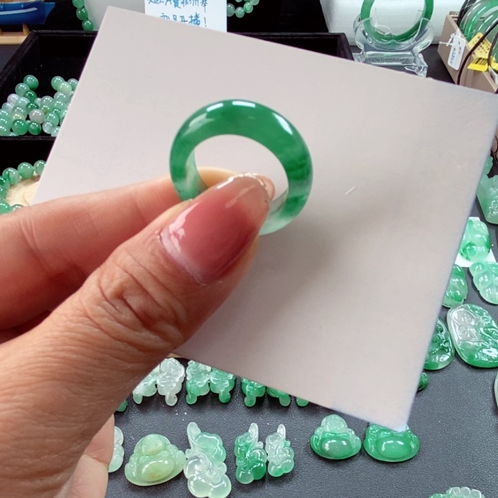 石英质玉戒圈未镶嵌