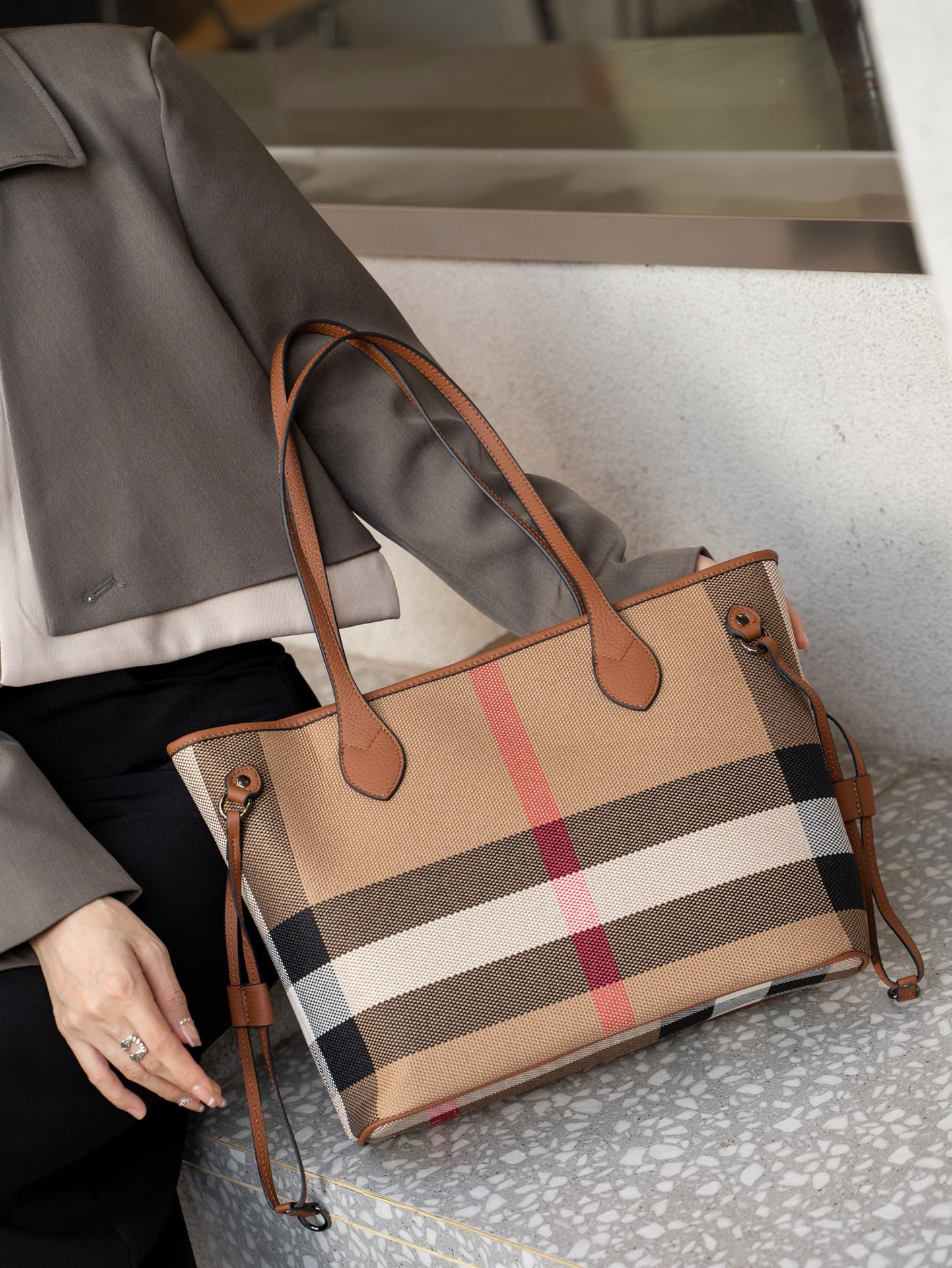 A15号托特包新款高级时尚百搭格纹手提斜挎手工女包