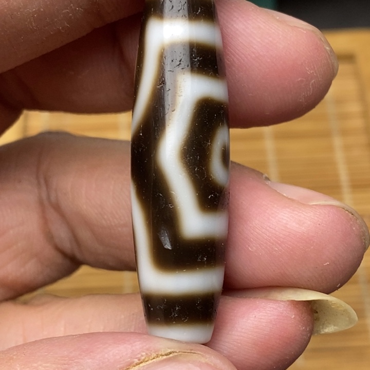 柳***扬玛瑙/玉髓未镶嵌颈饰