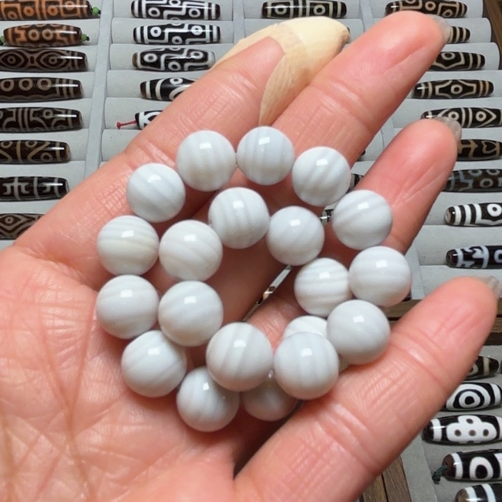 未镶嵌颈饰玛瑙/玉髓