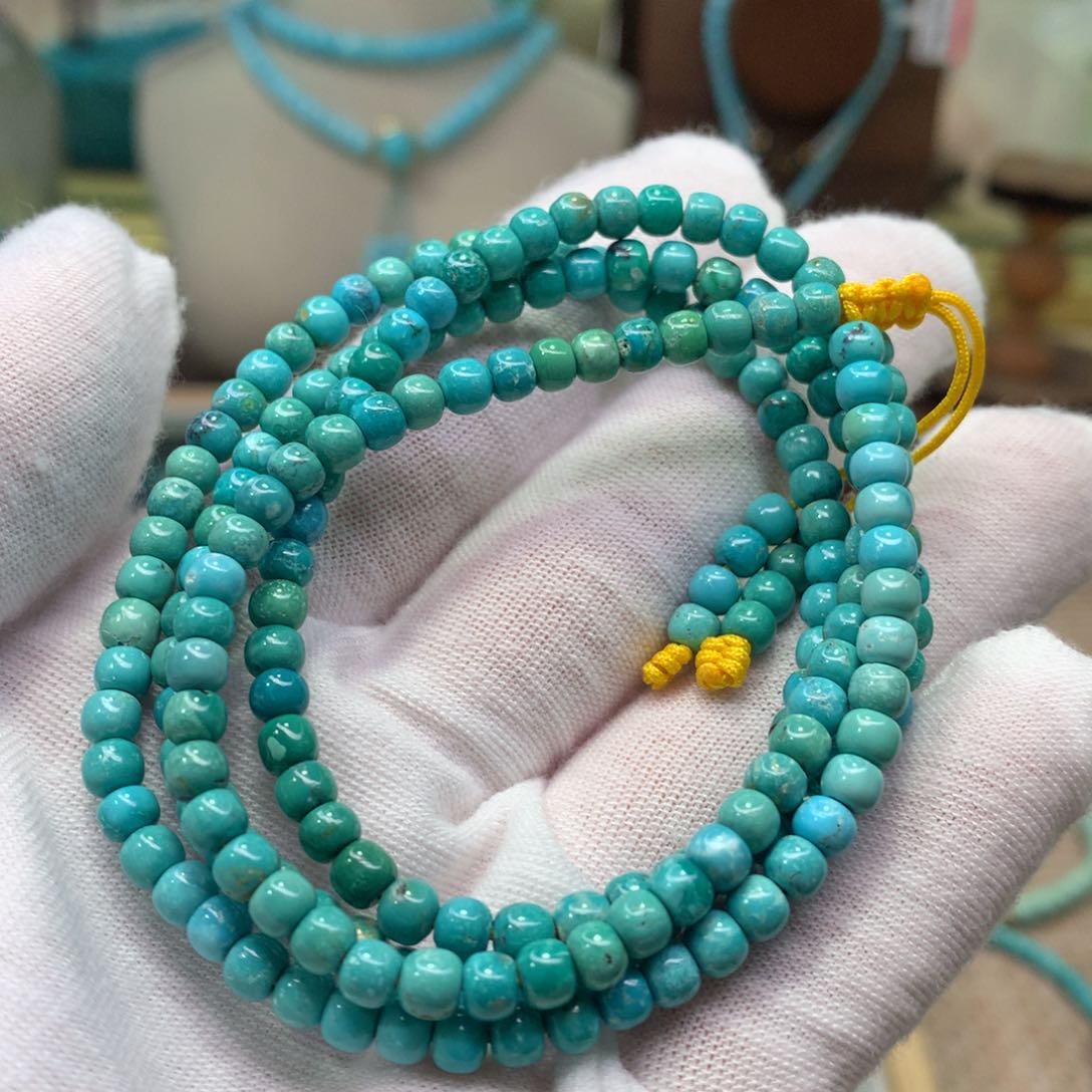 绿松石配饰未镶嵌