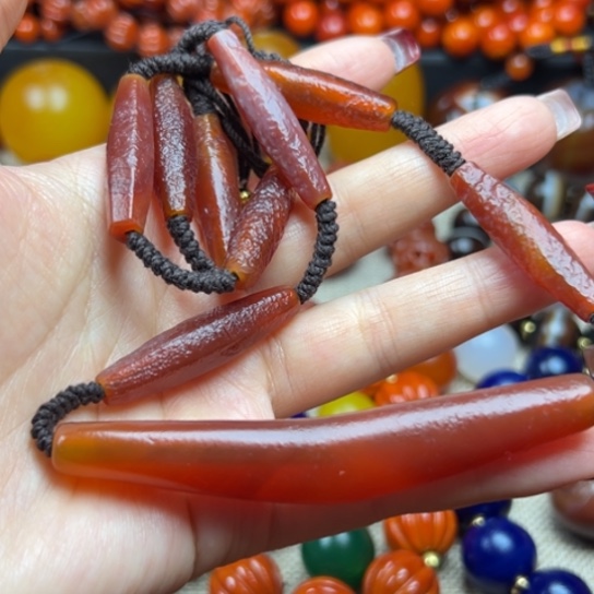 玛瑙/玉髓未镶嵌颈饰