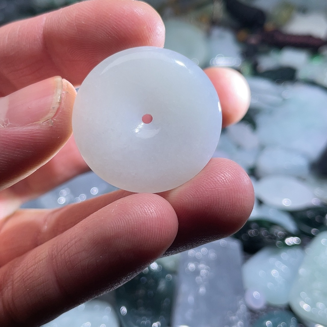 【闪购商品】翡翠颈饰未镶嵌翡翠