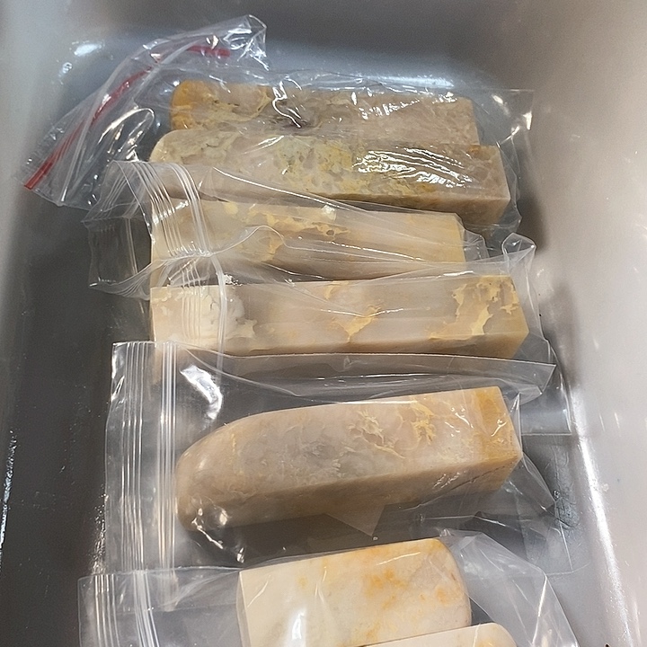 巴林石印石故***生巴林石雕刻工艺品