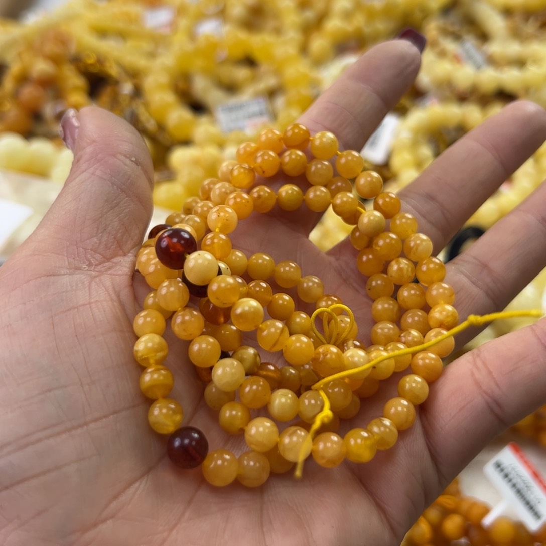 琥珀珠宝奇石未镶嵌