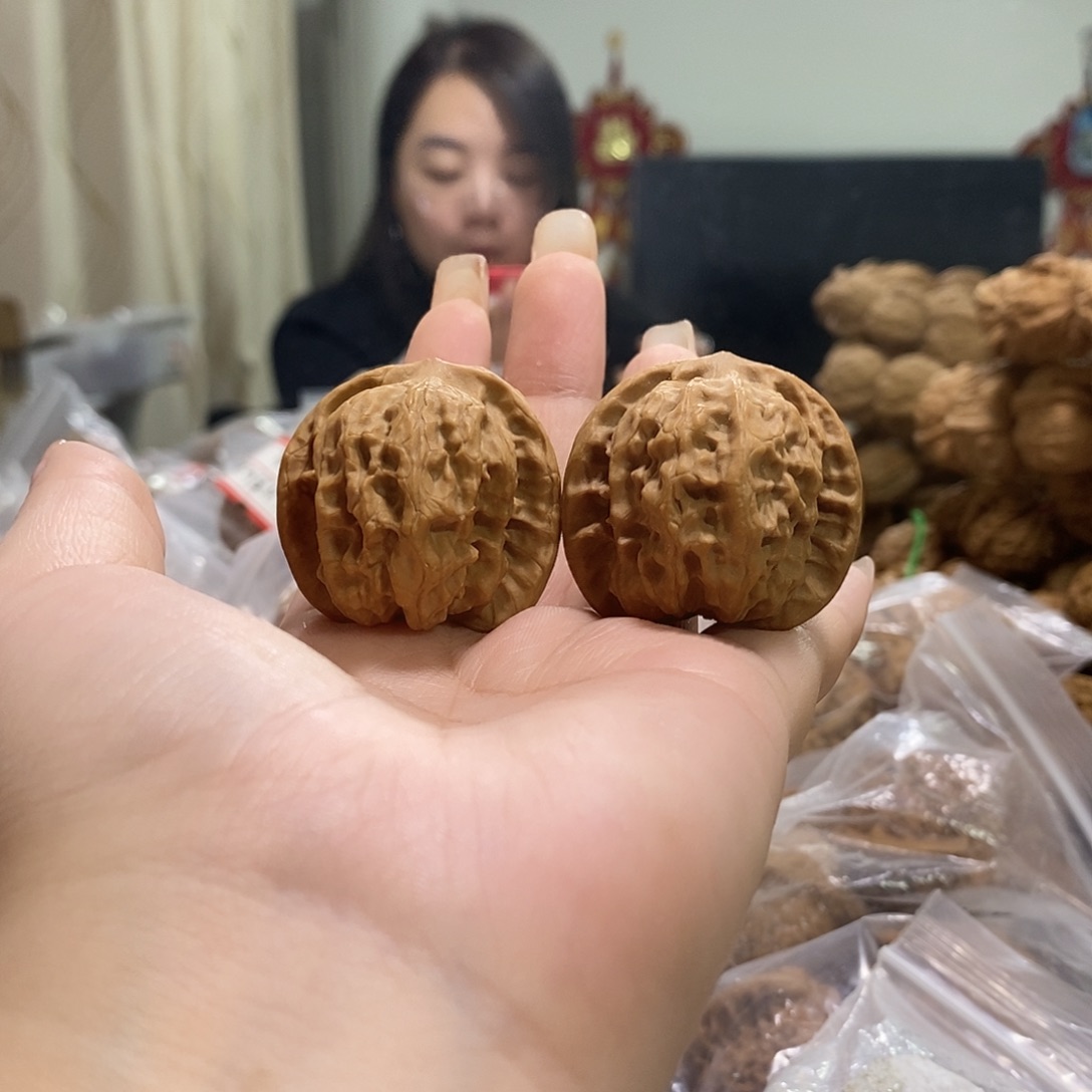 把件文玩核桃36野狼