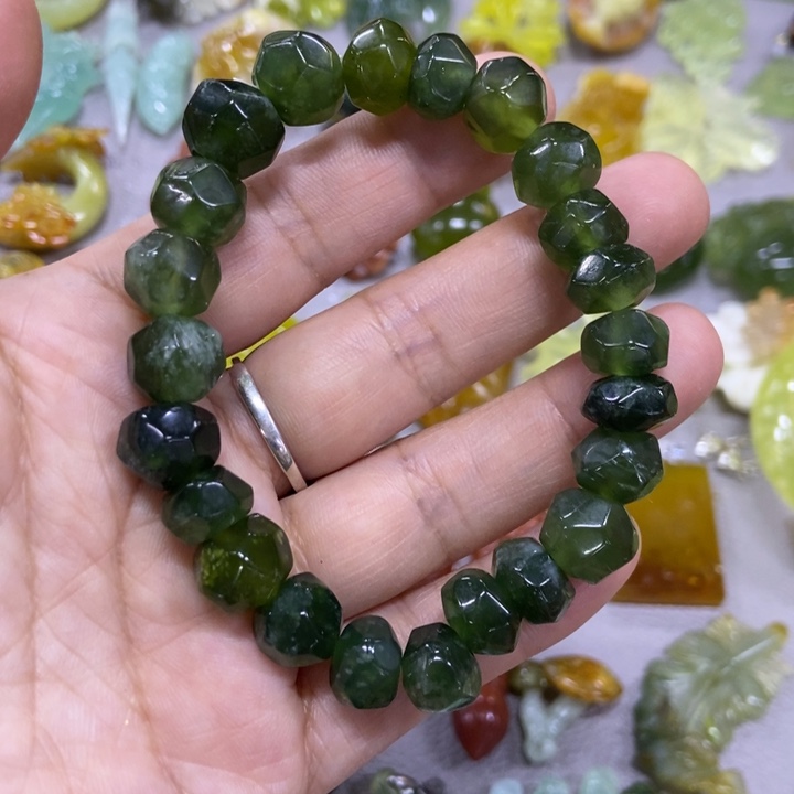 未镶嵌蛇纹石玉手串