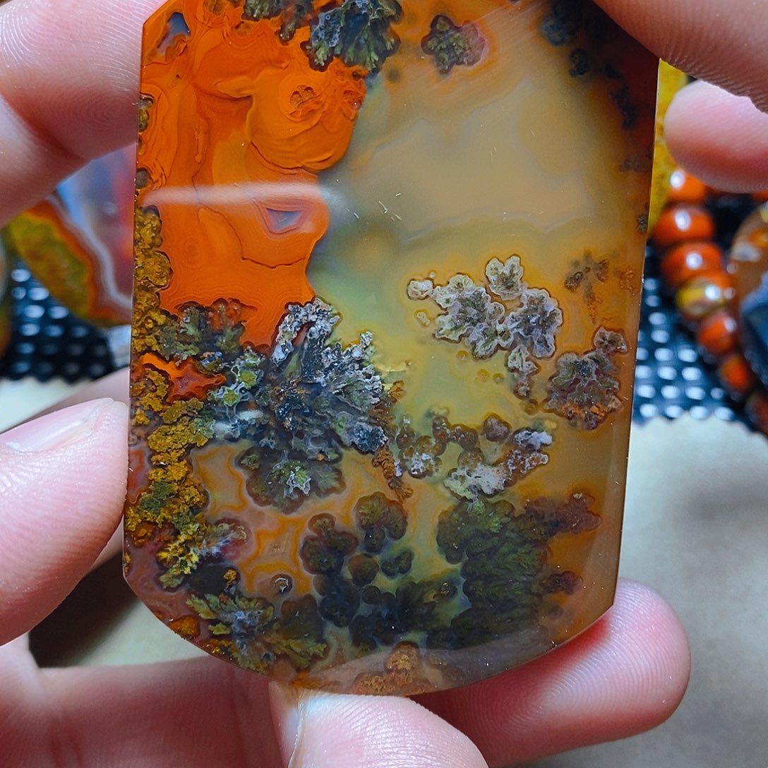 玛瑙/玉髓颈饰未镶嵌老**长