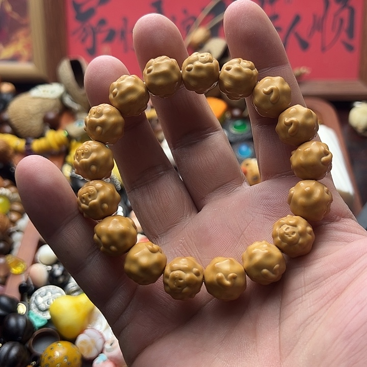 非金属全品猴头绵羊手链