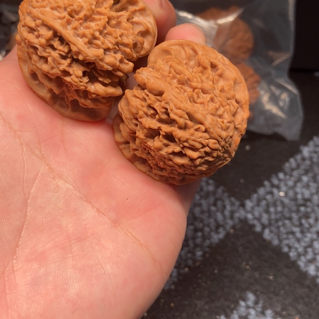 文玩核桃把件5满天星45+修，福利