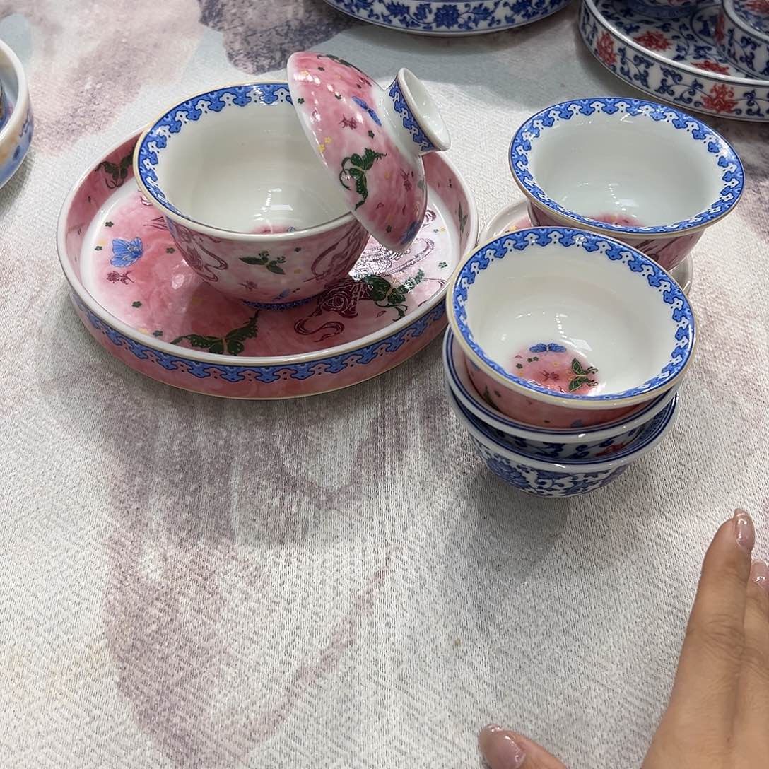 旗***圣陶景德镇陶瓷工厂福利价