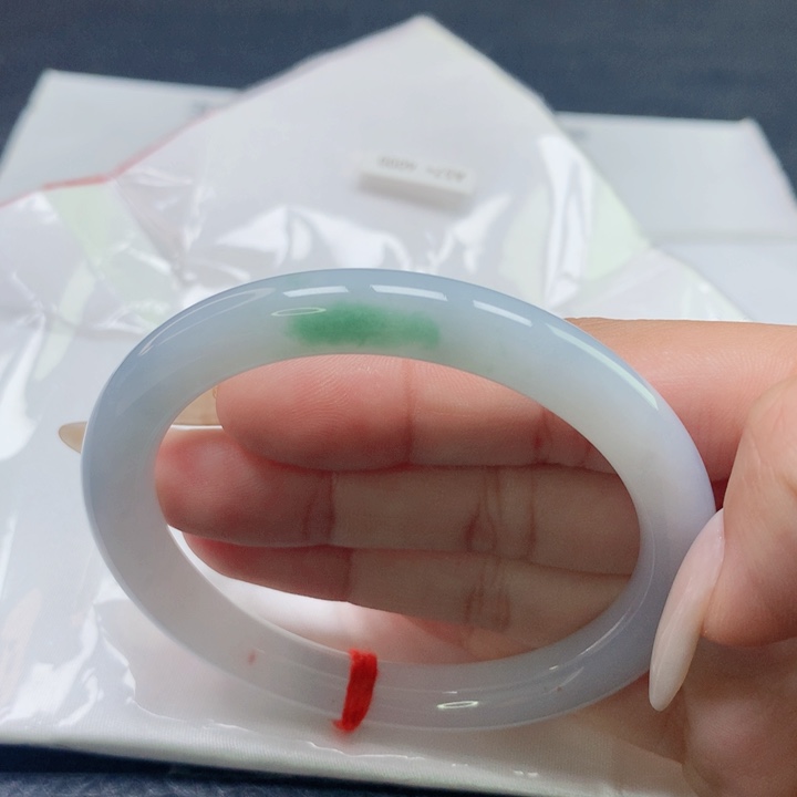 翡翠未镶嵌手镯5758