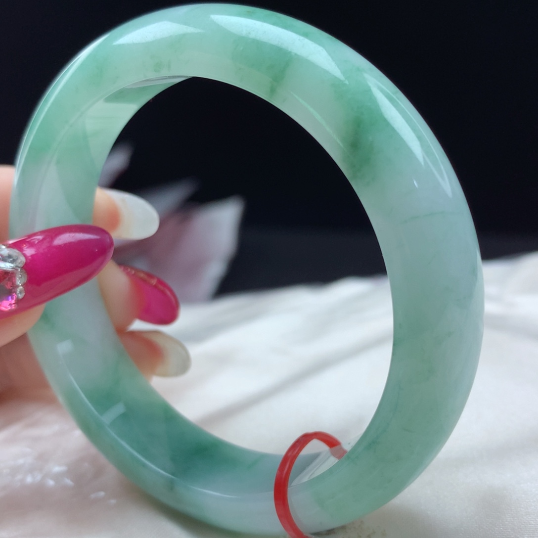 未镶嵌手镯翡翠96819，