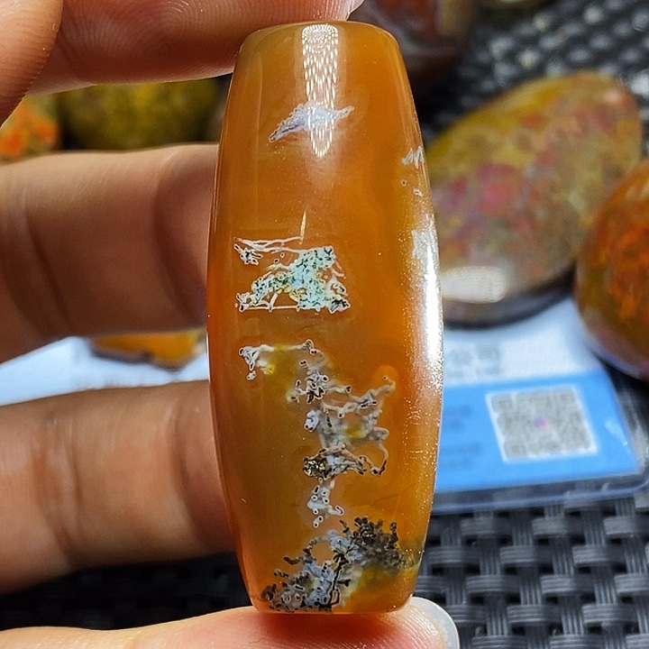 红****玛瑙/玉髓未镶嵌颈饰