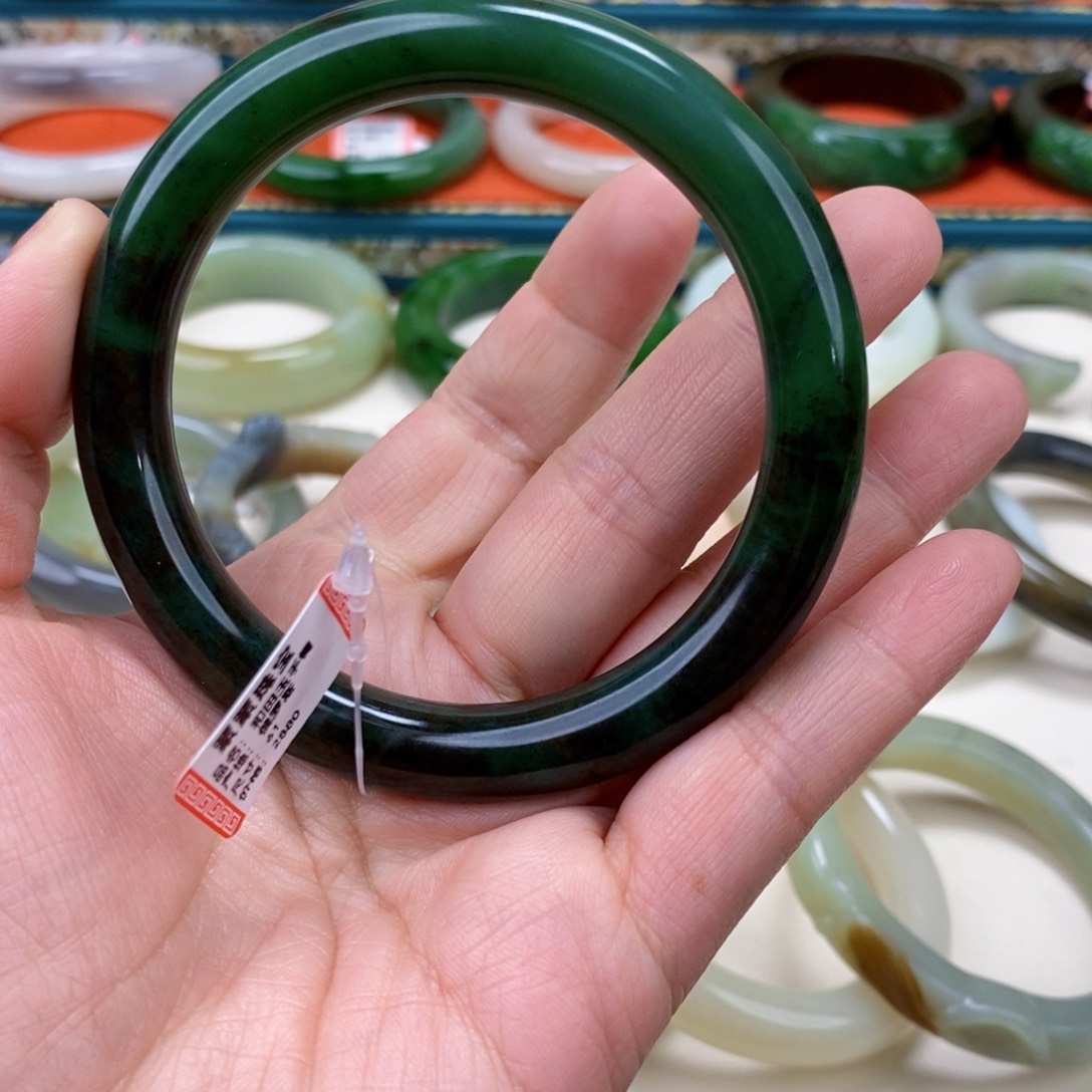 和田玉手镯61.3未镶嵌我****由