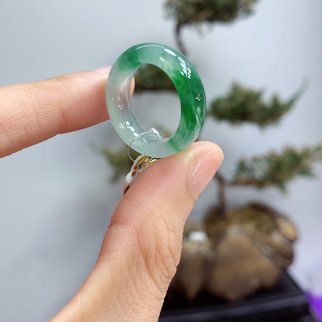 翡翠戒指未镶嵌14号