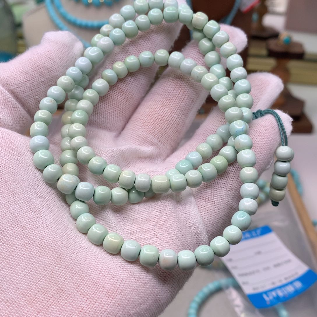 绿松石配饰未镶嵌