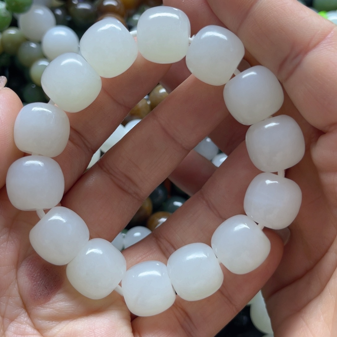 和田玉手链未镶嵌