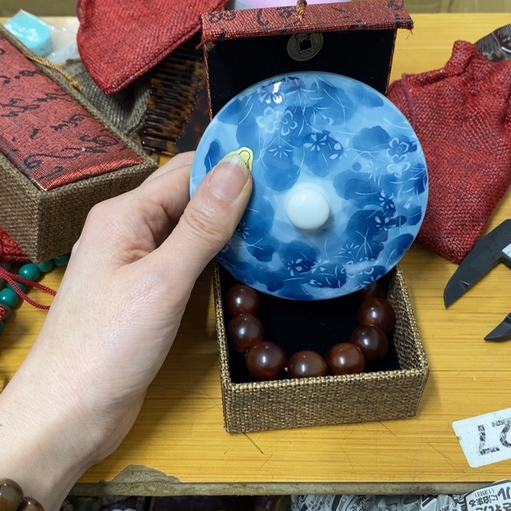 摆件中古工艺品一件