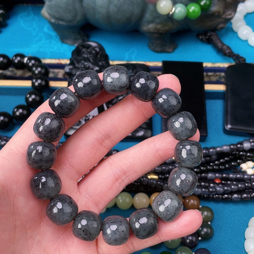 和田玉和田玉未镶嵌