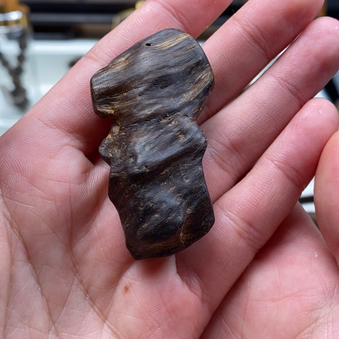 沉香吊坠达拉干沉水横财留疤