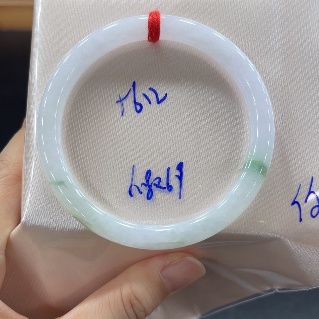 未镶嵌手镯翡翠翡翠