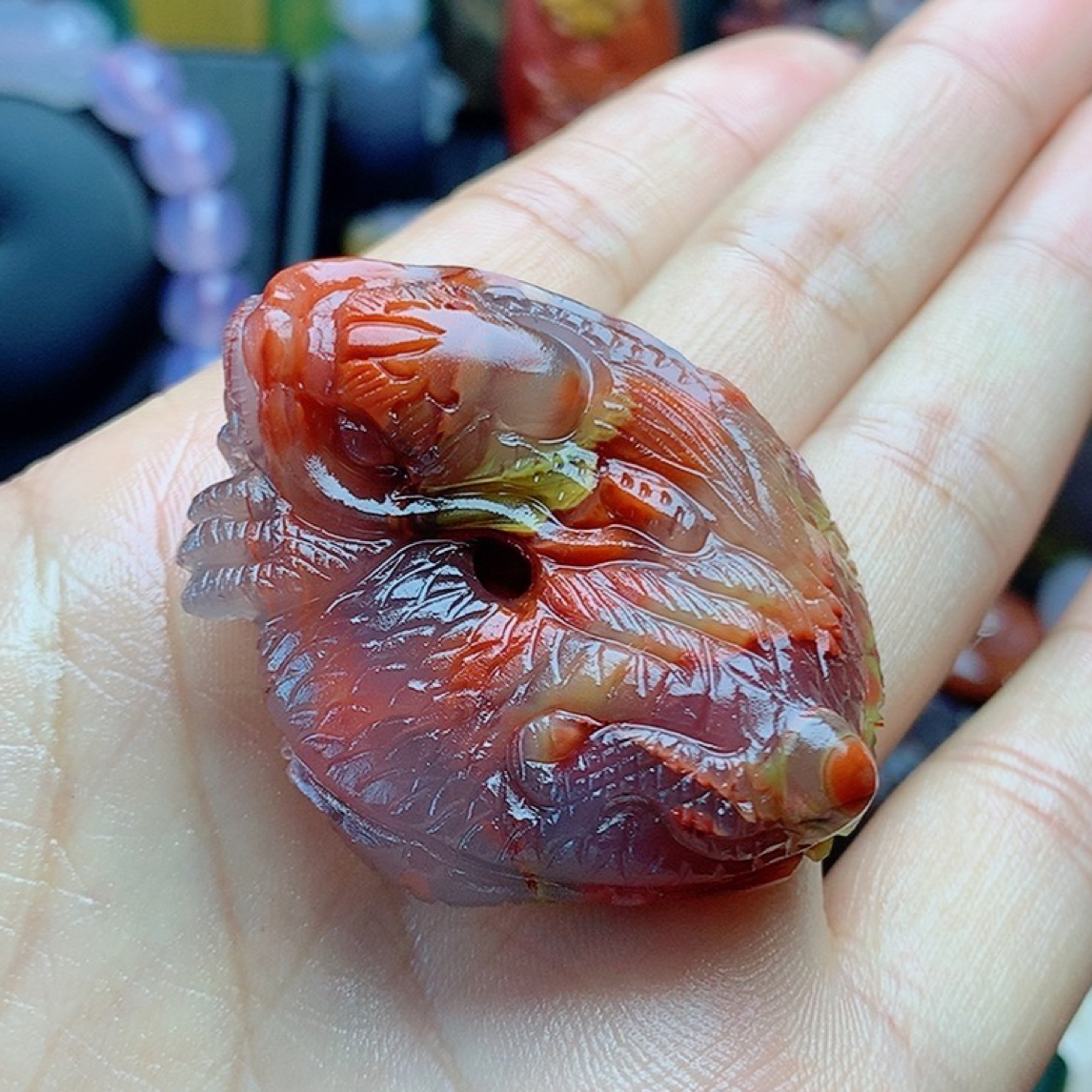 北票战国红玛瑙手工雕刻龙扣