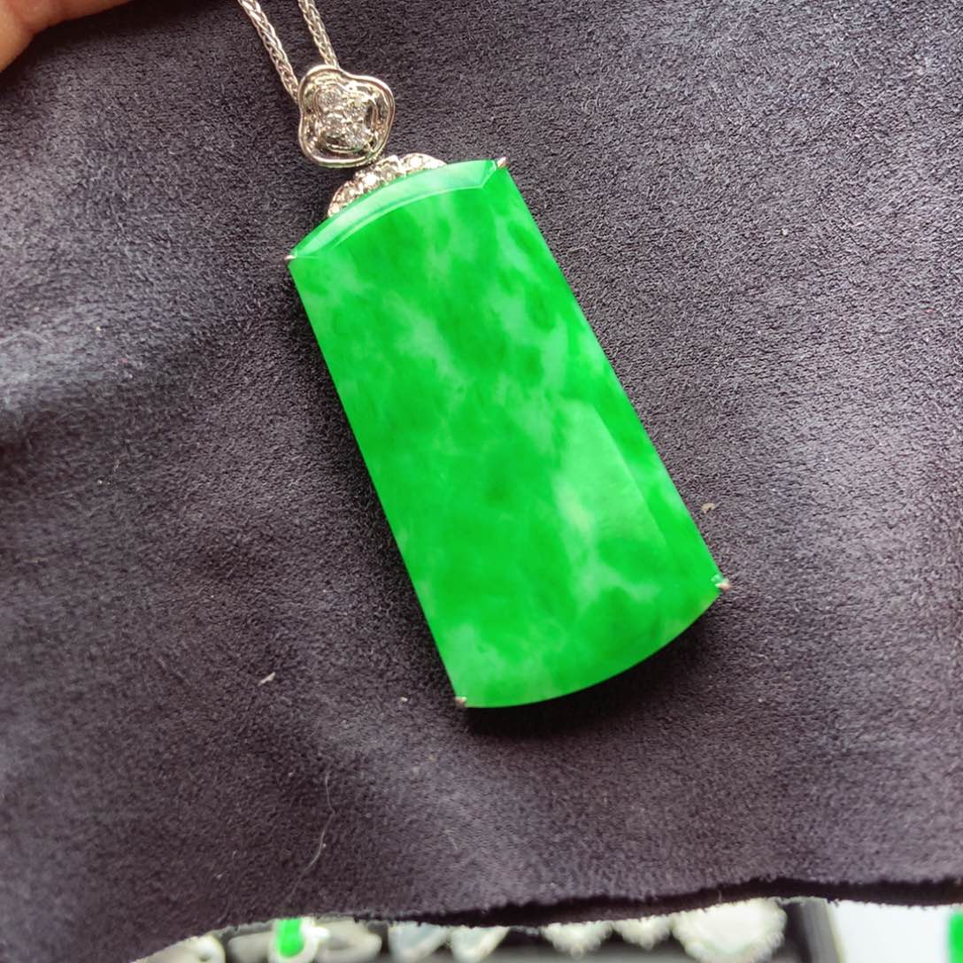 翡翠颈饰铂Pt950镶嵌S****上新