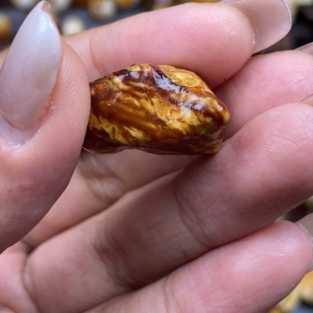 定制琥珀未镶嵌定制琥珀