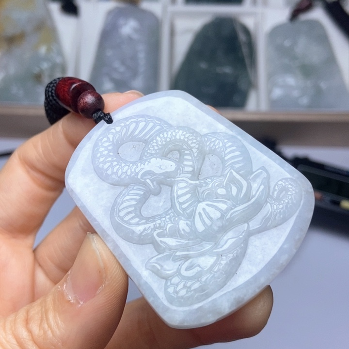 翡翠未镶嵌挂件翡翠