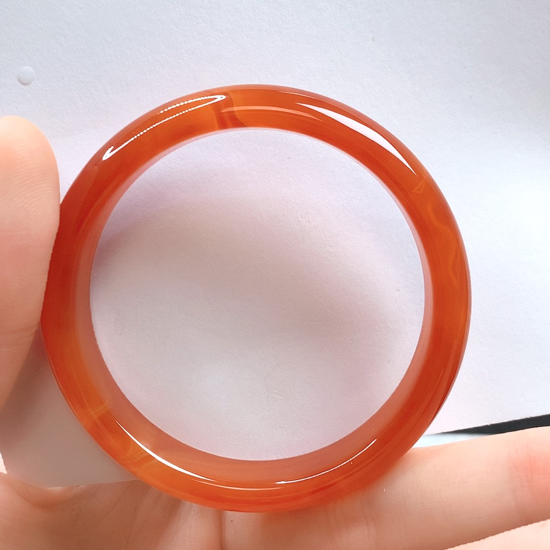 玛瑙/玉髓手镯未镶嵌58