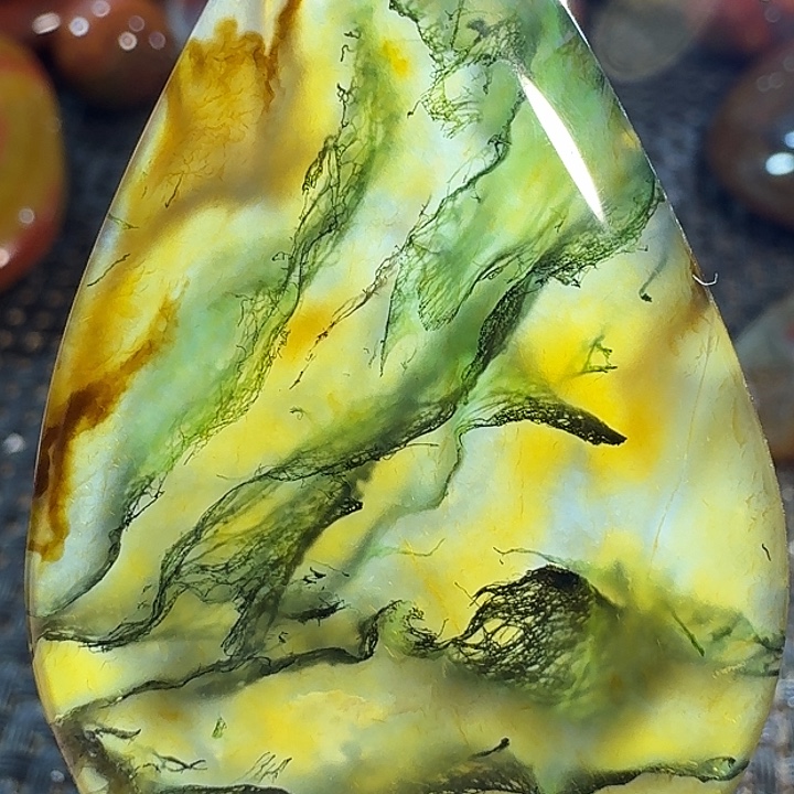 方***冀玛瑙/玉髓未镶嵌颈饰