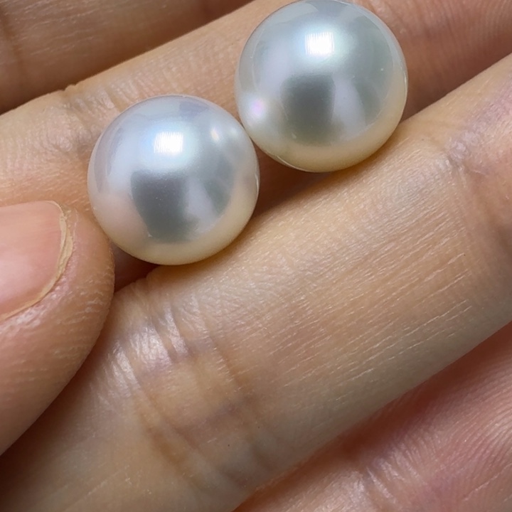 淇***洋未镶嵌海水珍珠颈饰