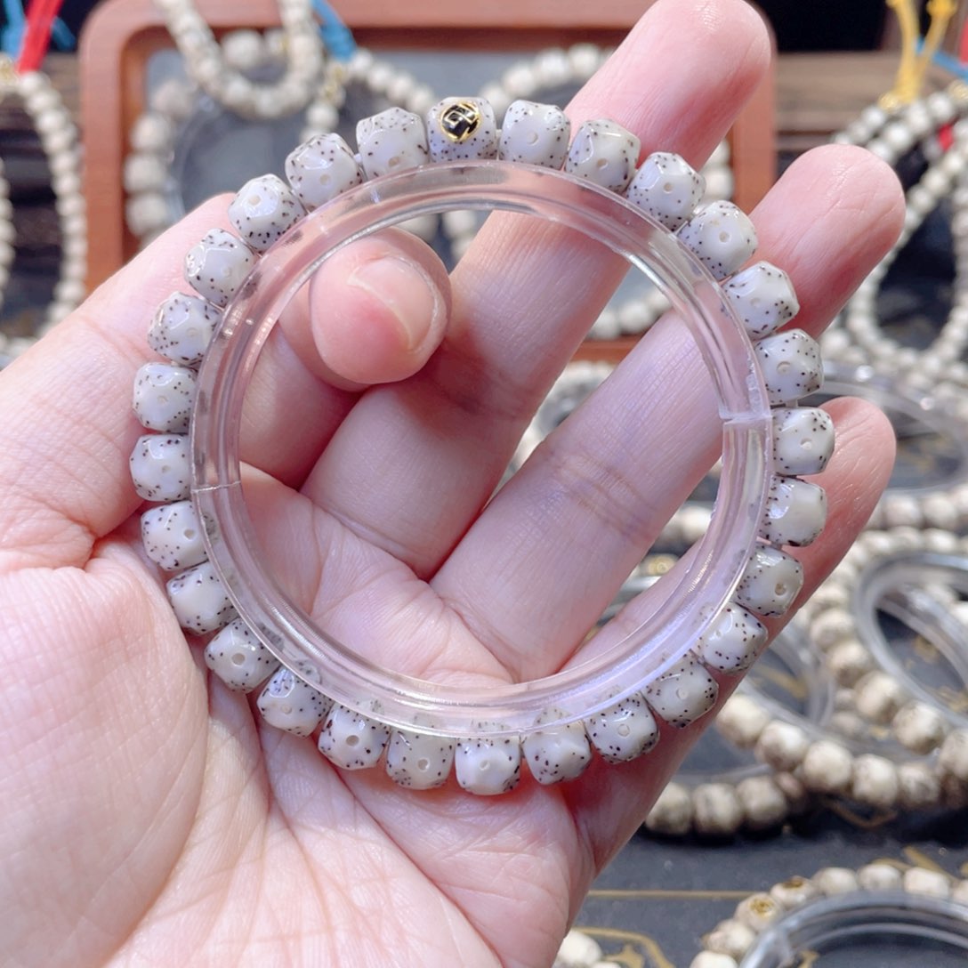 星月菩提手串小**.星月