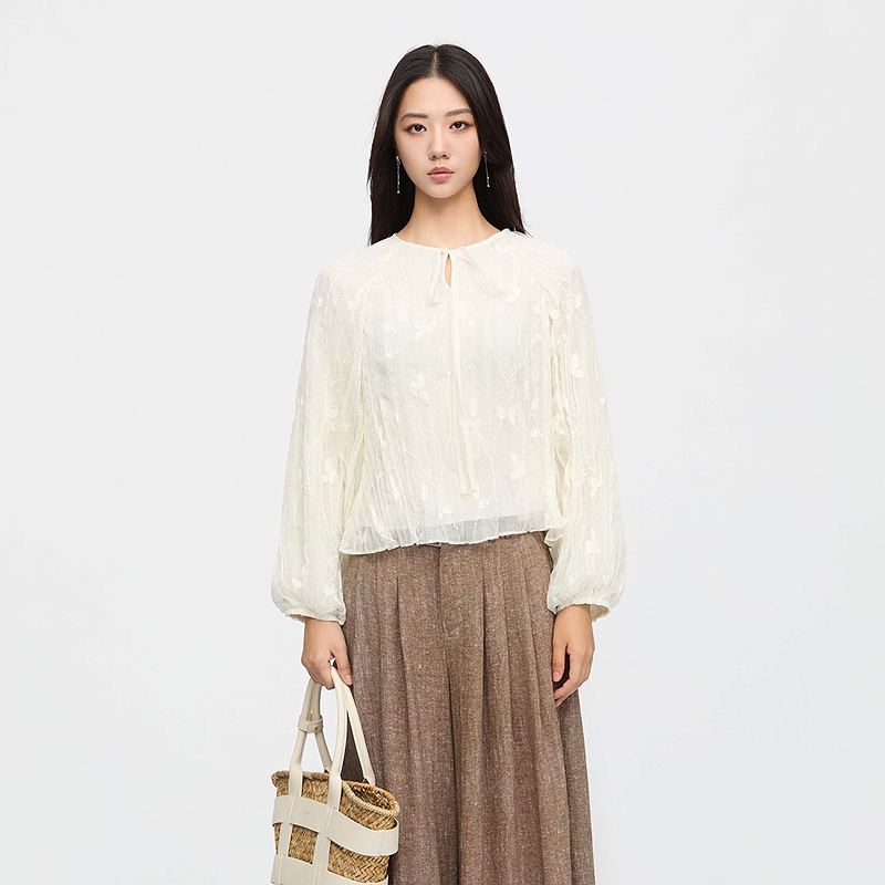 sdeer圣迪奥女装25新品复古系带圆领绣花插肩袖上衣S253Z3206