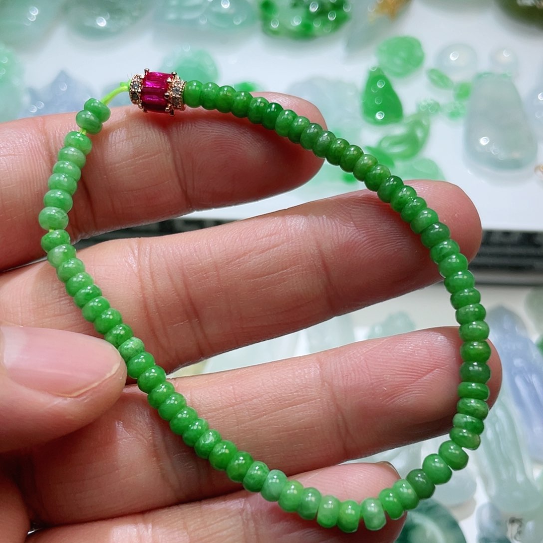 定制翡翠未镶嵌天然翡翠A货