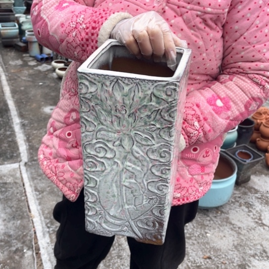 红陶口14高31瑕疵