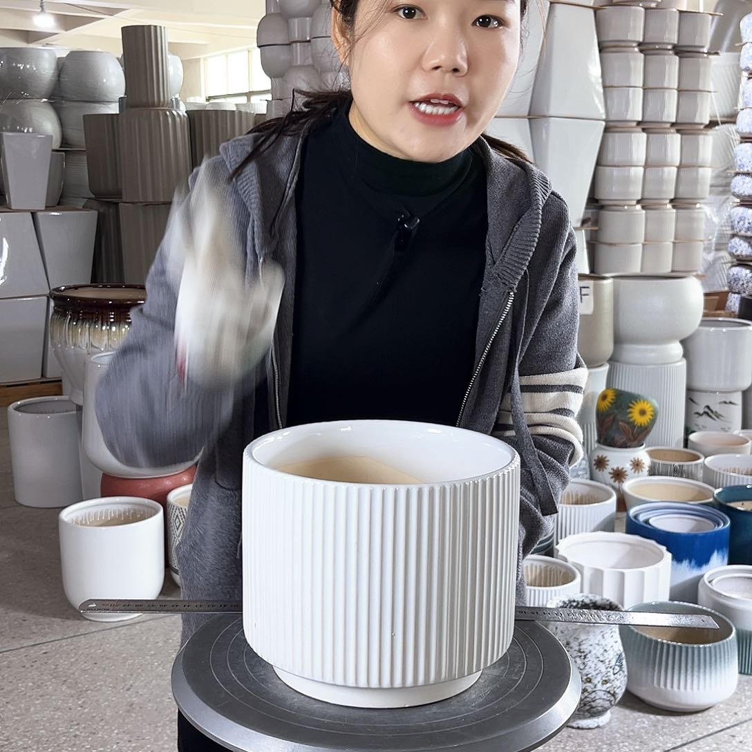 陶瓷口径20-16。亮白