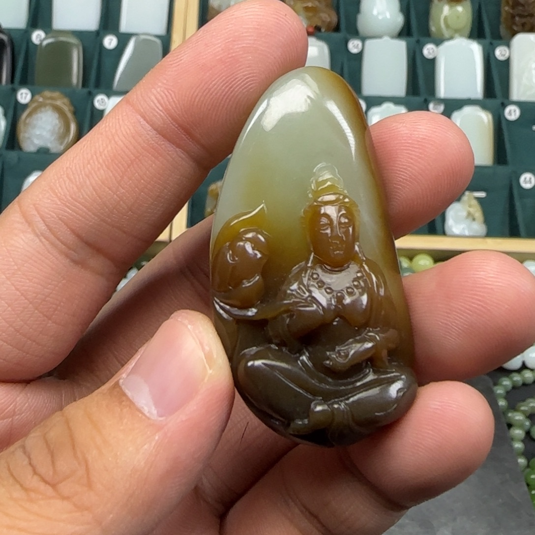 和田玉未镶嵌挂件