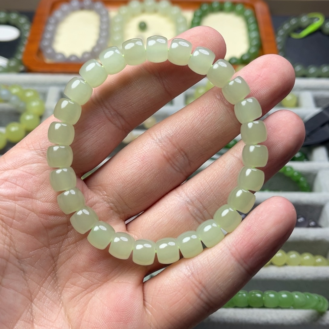 和田玉手链未镶嵌小**椰