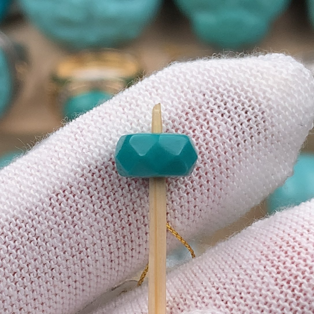 绿松石配饰未镶嵌卡8